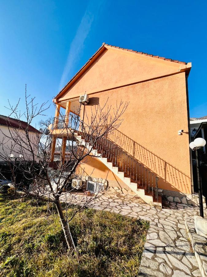 Apartments In Villa Viktoria Sutomore Zewnętrze zdjęcie