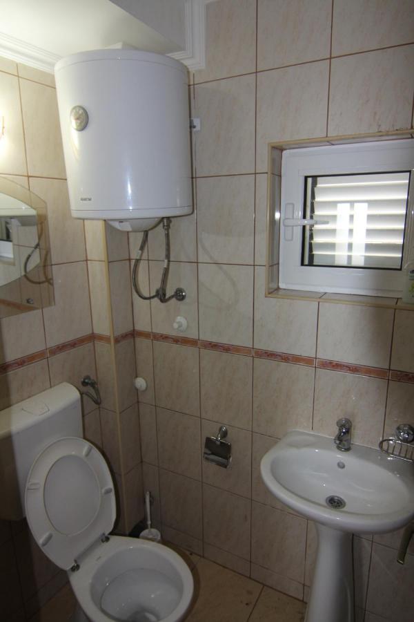Apartments In Villa Viktoria Sutomore Zewnętrze zdjęcie