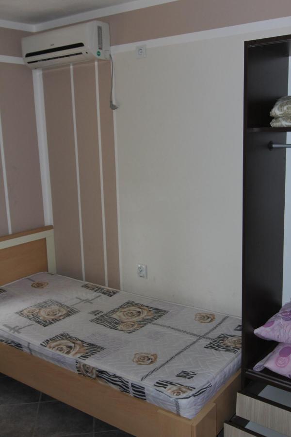 Apartments In Villa Viktoria Sutomore Zewnętrze zdjęcie
