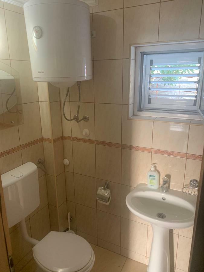 Apartments In Villa Viktoria Sutomore Zewnętrze zdjęcie